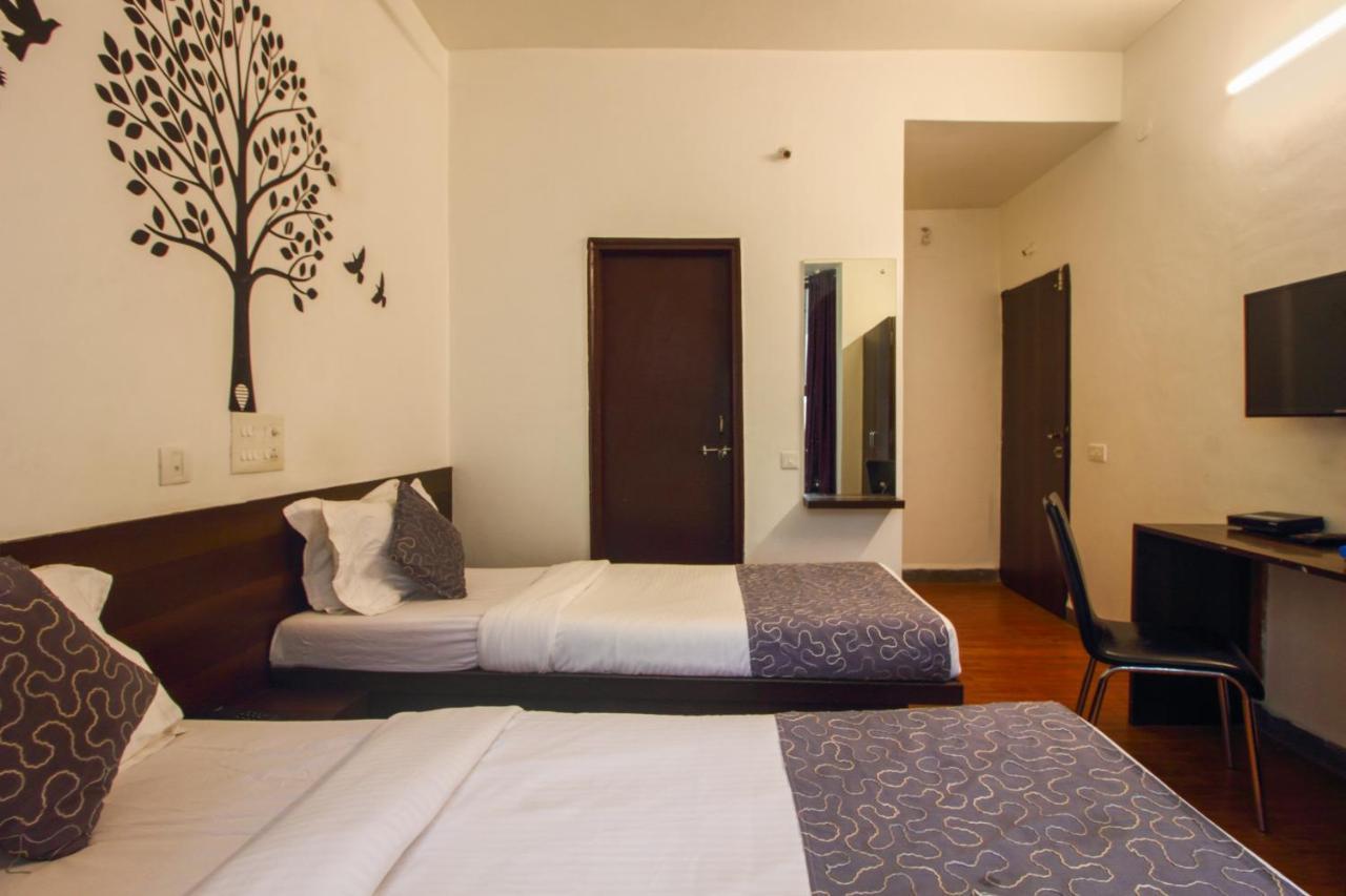 Oyo 3802 Hotel Nirmal Residency Evrengabad Dış mekan fotoğraf